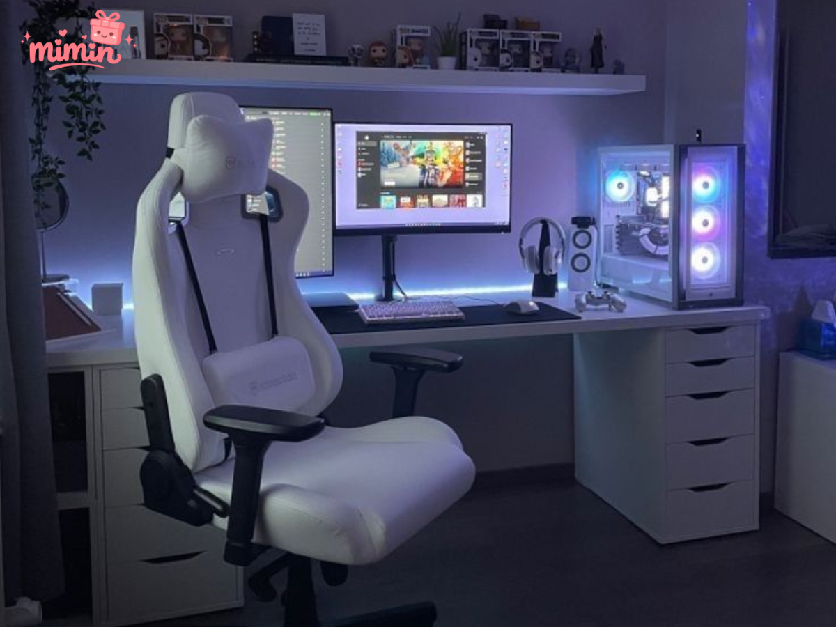 đồ công nghệ như PC được rất nhiều chàng trai yêu thích  làm quà sinh nhật cho bạn trai thích hợp nhưng khá đắt đỏ